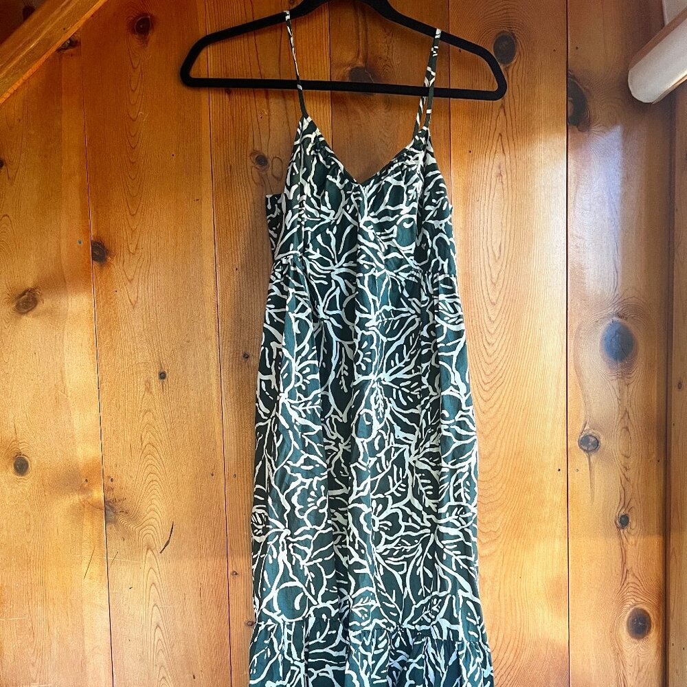 CLOSE OUT SALE: Gap Brand Green & White Floral Spaghetti Strap Max Dress - XS